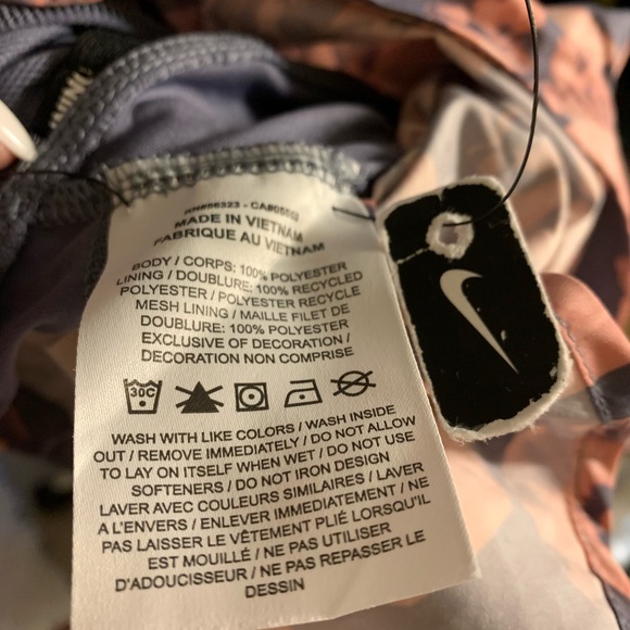 Women’s Nike Running Shorts Dri Fit Athletic - Picture 4 of 5